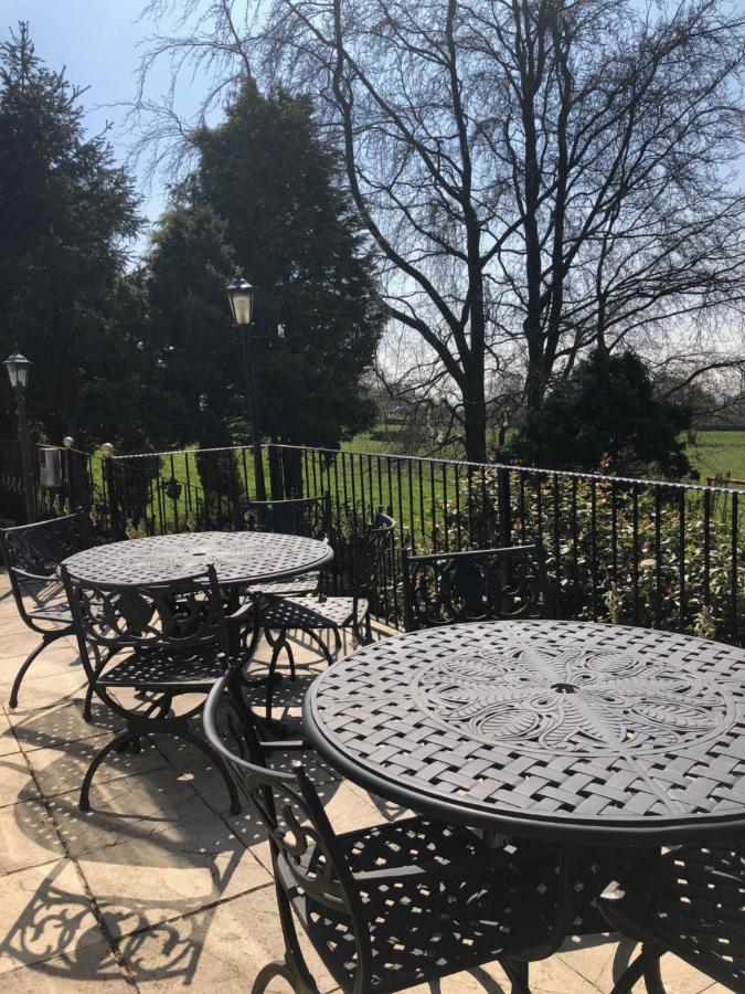 The Dog & Partridge Country Inn آشبورن المظهر الخارجي الصورة