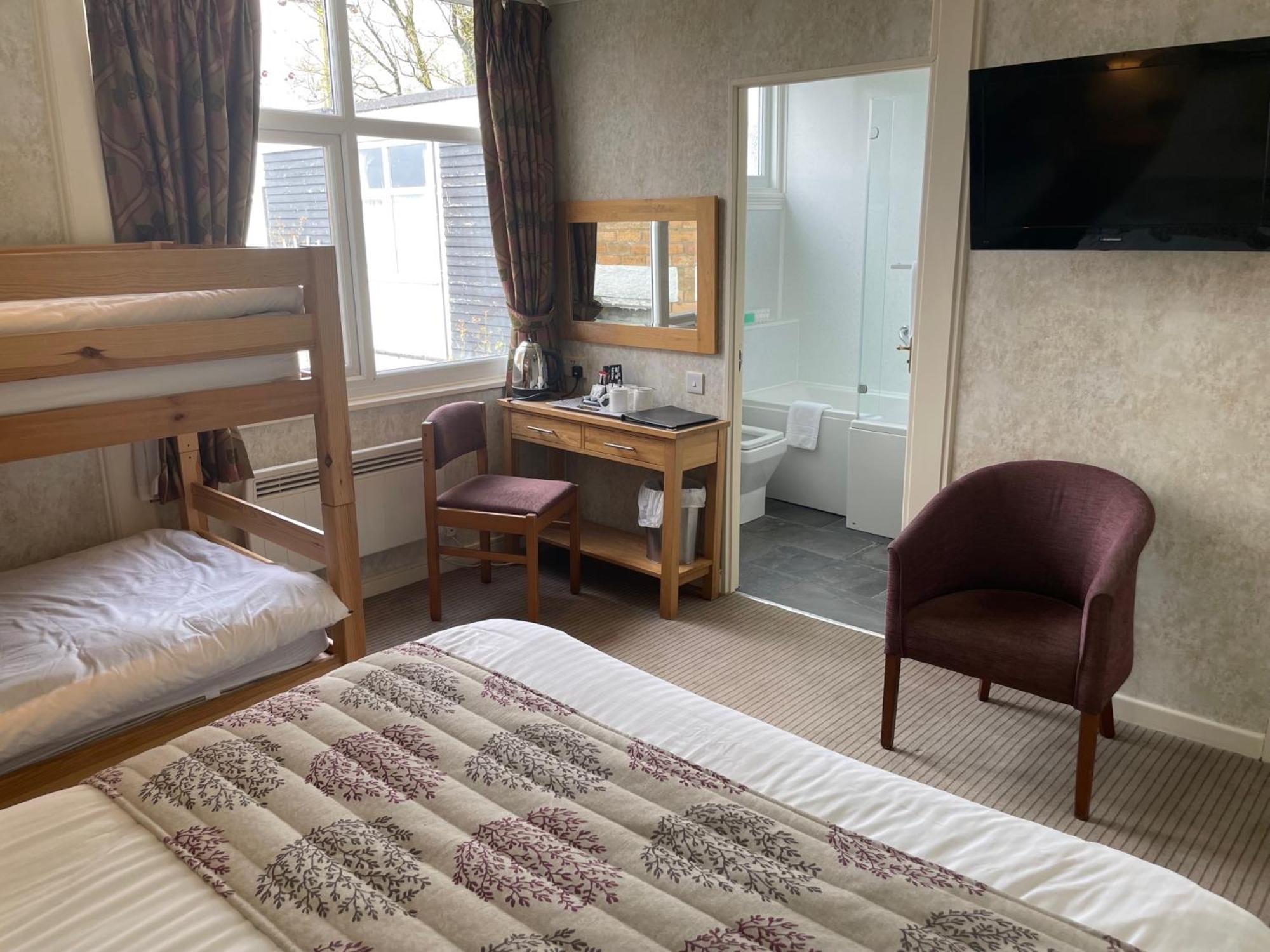 The Dog & Partridge Country Inn آشبورن المظهر الخارجي الصورة
