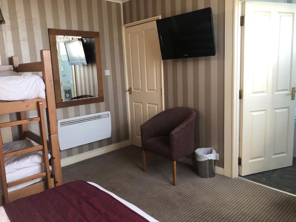 The Dog & Partridge Country Inn آشبورن المظهر الخارجي الصورة